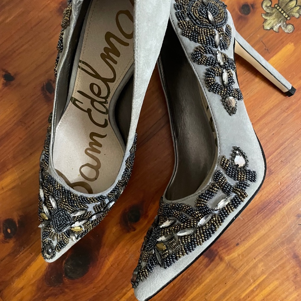 Sam Edelman Absolutely Stunning Beaded Suede Pumps, Size 6.5